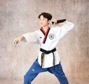 Lincoln-Family-TKD-teens-3